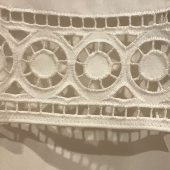 White Parker Briana Overlay Romper sleeveless shorts laser cut pattern 2 - Picture 7 of 12